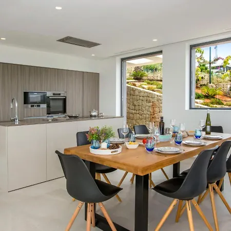 Villa Atina By Interhome
